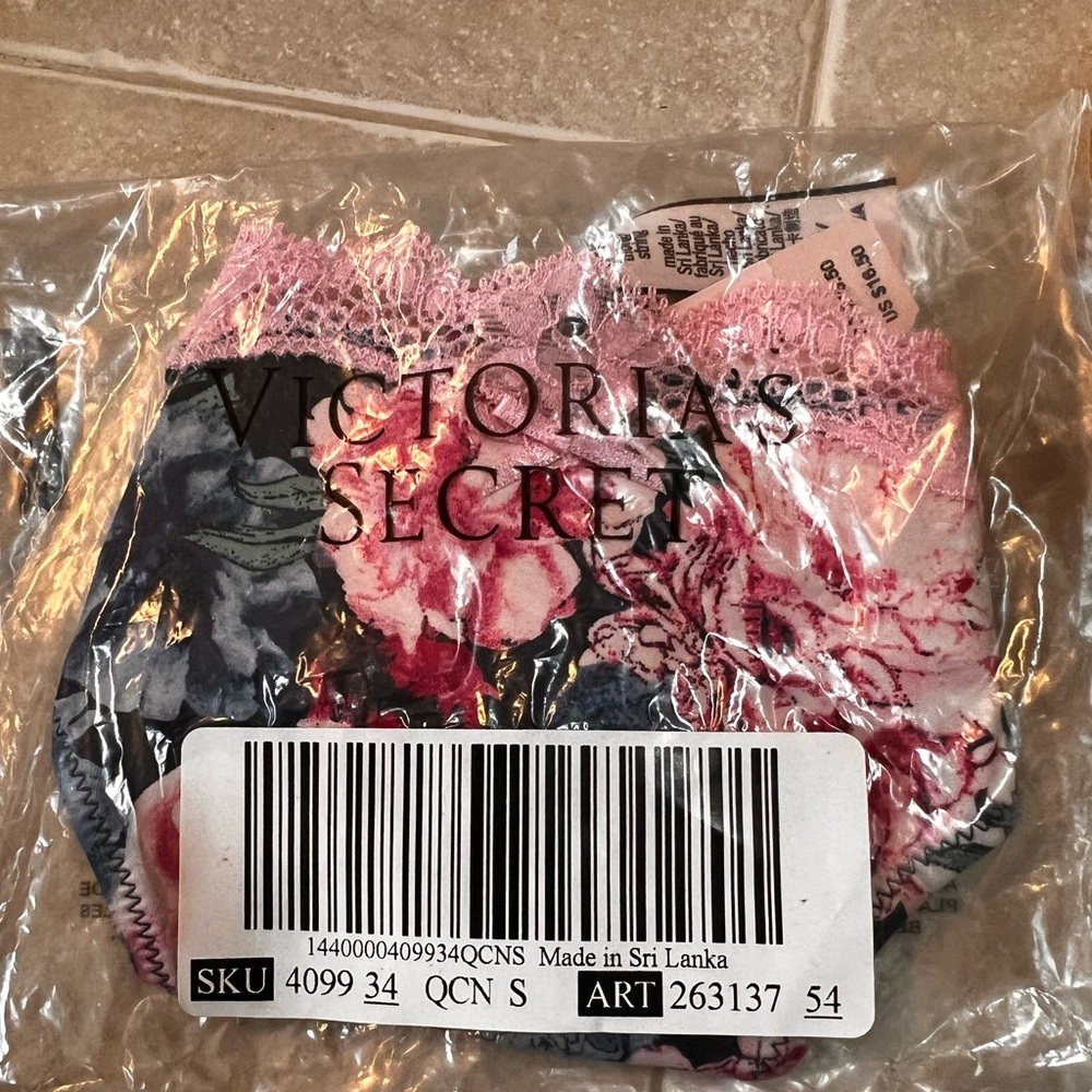 NWT NIB Victoria’s Secret Rose Floral Panties with Rhinestones V Sz S